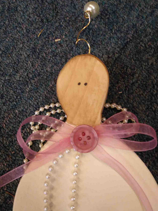 Medium Wooden Angel with antique button - A061906